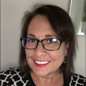 Meet your Posher, Elisabeth